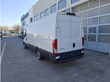 ميكروباص IVECO Daily 35S14V: صورة 3