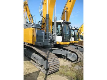 حفار زاحف LIEBHERR R 938