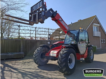 آلة رفع ونقل تلسكوبية MANITOU