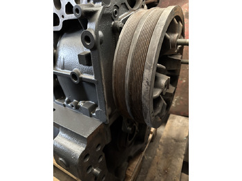 المحرك و قطع الغيار FENDT