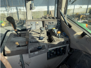 قطع الغيار - جرار John Deere 6810 - części: صورة 5