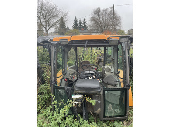 كابينة NEW HOLLAND