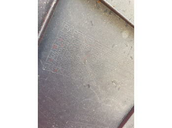 رفرف - آلات زراعية New Holland T7 - błotnik 47664342: صورة 3 رفرف - آلات زراعية New Holland T7 - błotnik 47664342: صورة 3