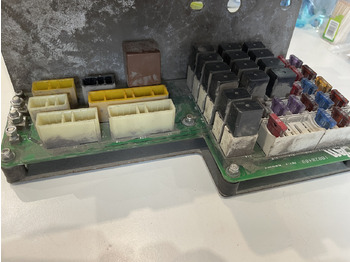 قطع الغيار MECALAC