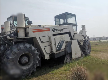 جهاز تثبيت التربة WIRTGEN