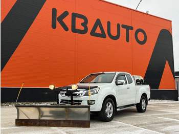 شاحنة البيك أب ISUZU