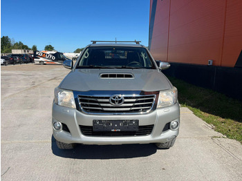 تأجير Toyota Hilux 4x4 Toyota Hilux 4x4: صورة 3