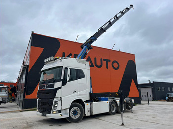 شاحنة برافعة خطافية VOLVO FH16 750