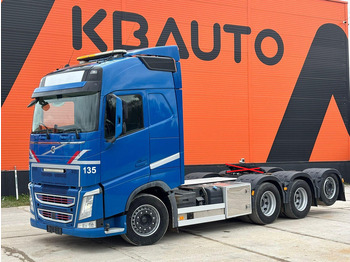 شاحنة بهيكل معدني للمقصورة VOLVO FH 500