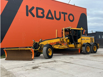 ماكينة تسوية VOLVO