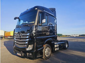رأس تريلا MERCEDES-BENZ Actros 1843