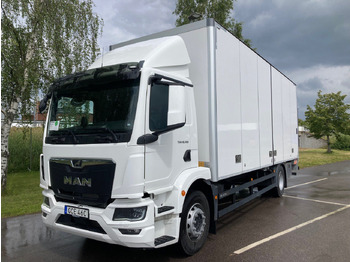 شاحنة صندوقية