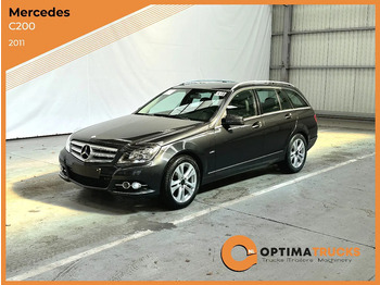 سيارة MERCEDES-BENZ