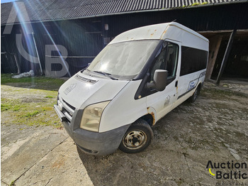 فان المدمجة FORD Transit
