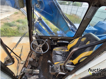 حفار ذو عجلات Fuchs MHL 331: صورة 5