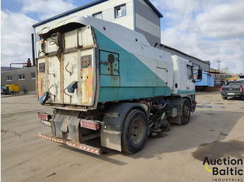 سياره كنس شوارع Mercedes-Benz 1517: صورة 3