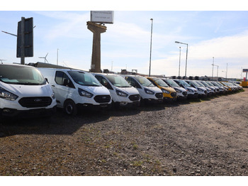 فان المدمجة FORD Transit
