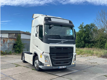 مقطورة السحب VOLVO FH 500
