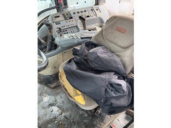 تأجير VALTRA T130 VALTRA T130: صورة 5