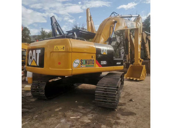 حفار زاحف CATERPILLAR 320D2