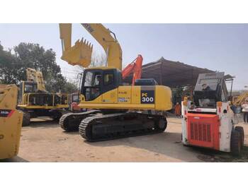 حفار زاحف KOMATSU PC300-7