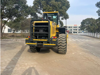 اللودر بعجل KOMATSU WA380-6: صورة 2 اللودر بعجل KOMATSU WA380-6: صورة 2