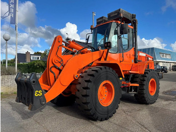اللودر بعجل DOOSAN DL250
