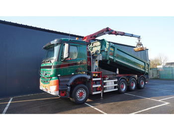 شاحنة كرين Mercedes-Benz AROCS 3542 8X4 2 SIDE TIPPER WITH HMF Z 1943 CRANE 407.000KM: صورة 2