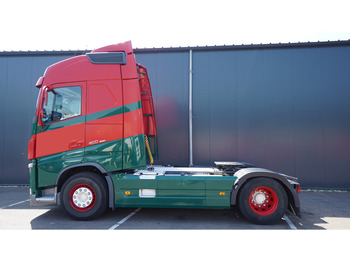 مقطورة السحب VOLVO FH 460