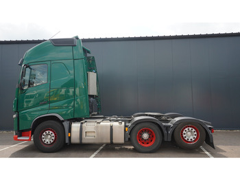 مقطورة السحب VOLVO FH 500