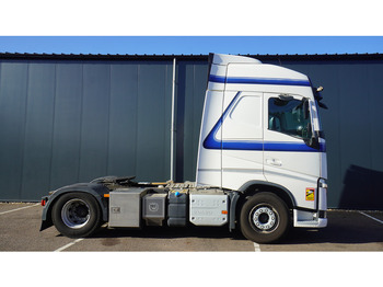رأس تريلا Volvo FH 420 EURO 6 GLOBETROTTER WITH TRS: صورة 2