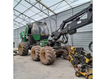 آلة حصاد الأشجار JOHN DEERE