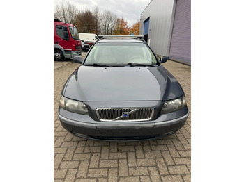 سيارة Volvo V70 V70: صورة 3