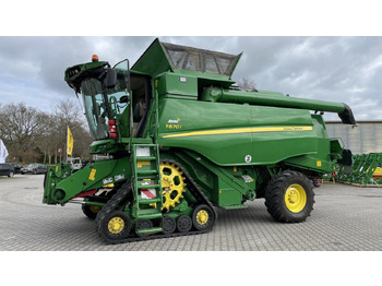 حصادة JOHN DEERE T660