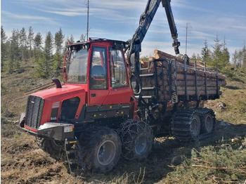 جرار شحن جذوع أشجار الغابات KOMATSU