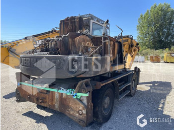 حفار ذو عجلات Liebherr A316: صورة 3