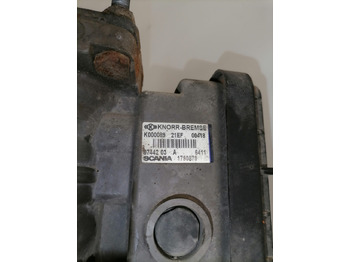 صمام الفرامل - شاحنة Scania Trailer brake pressure control 1790879: صورة 2