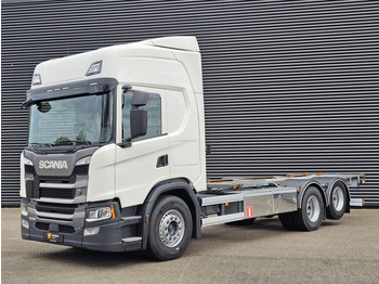 ناقلة حاويات/ شاحنة حاويات SCANIA G 500