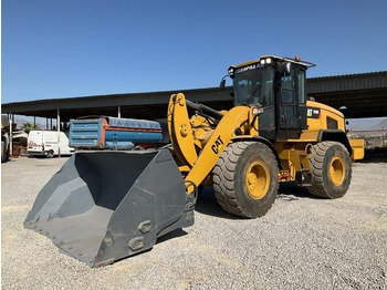 اللودر بعجل CATERPILLAR 938K