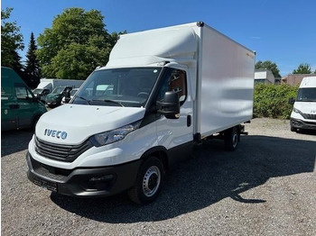 شاحنة بصندوق مغلق IVECO Daily 35s16