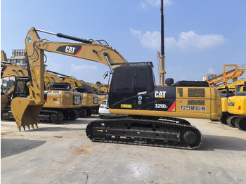 حفّار CATERPILLAR 325D