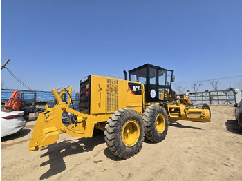 ماكينة تسوية CATERPILLAR 140K