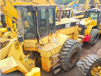 اللودر بعجل CATERPILLAR 966F