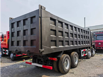 شاحنة قلاب Sinotruk HOWO 371 8*4 Dump truck: صورة 2