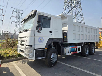 شاحنة قلاب SINOTRUK HOWO