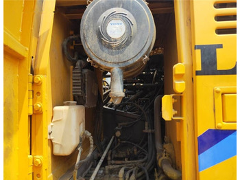 حفار زاحف Volvo EC 210 B LC: صورة 4