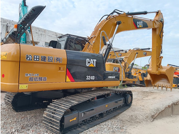 حفار زاحف CATERPILLAR 324DL