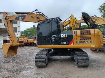 حفار زاحف CATERPILLAR 324DL