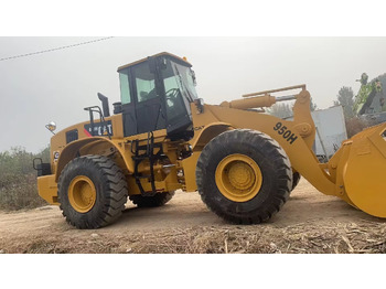 اللودر بعجل CATERPILLAR 950GC