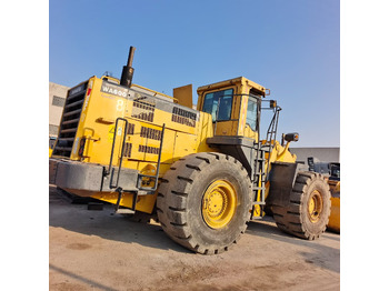 اللودر بعجل KOMATSU WA600-3